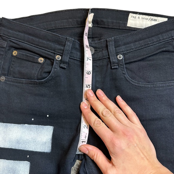 RAG & BONE Women’s Mid Rise Skinny Jean in Coal Block Black with Paint Stripes - Picture 7 of 8